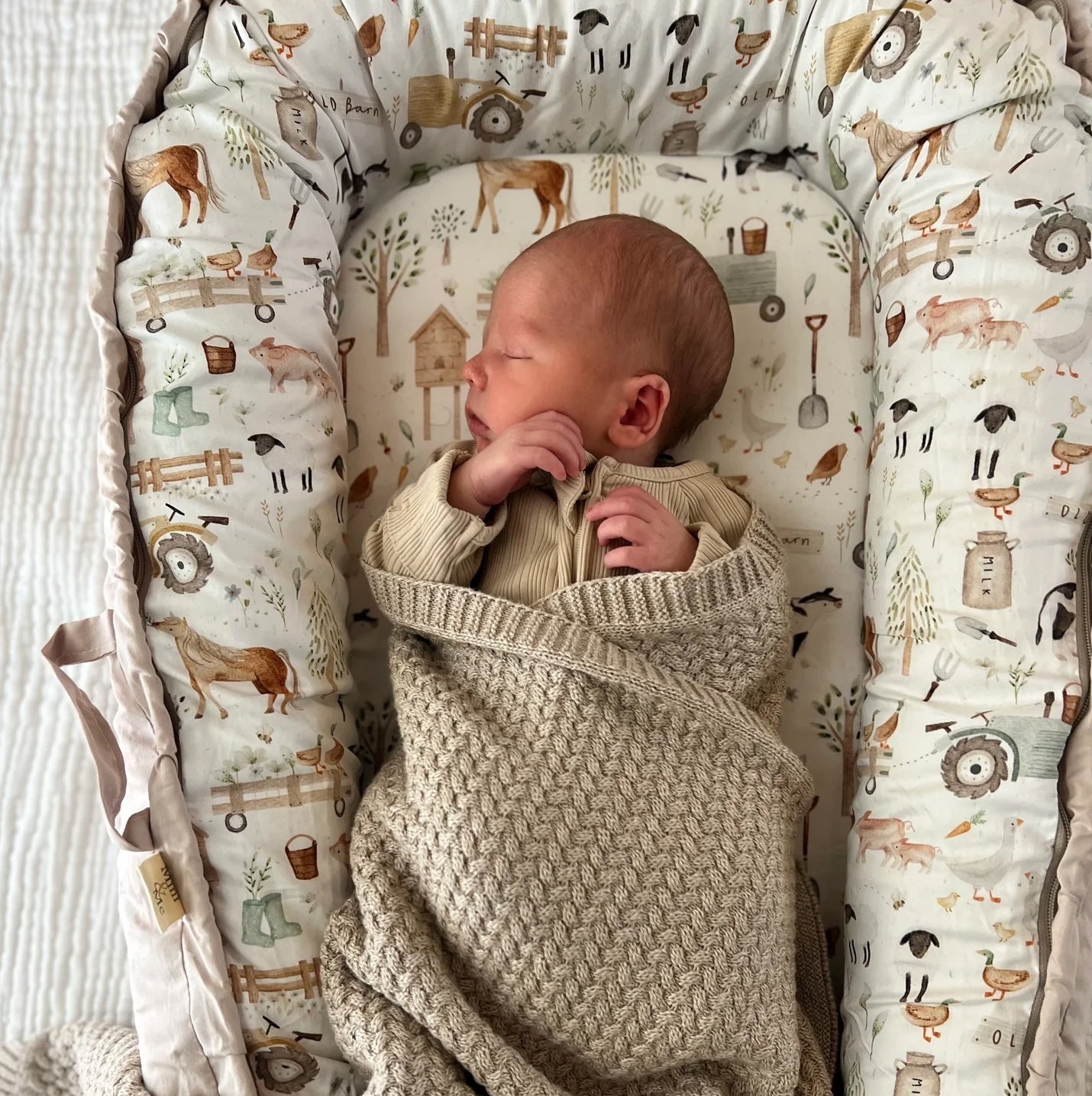 Cuddle Bug Padded Lounger Farm Life – Boori