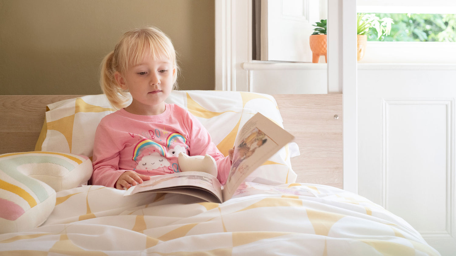Raising a Bookworm - How to Encourage a Love for Reading