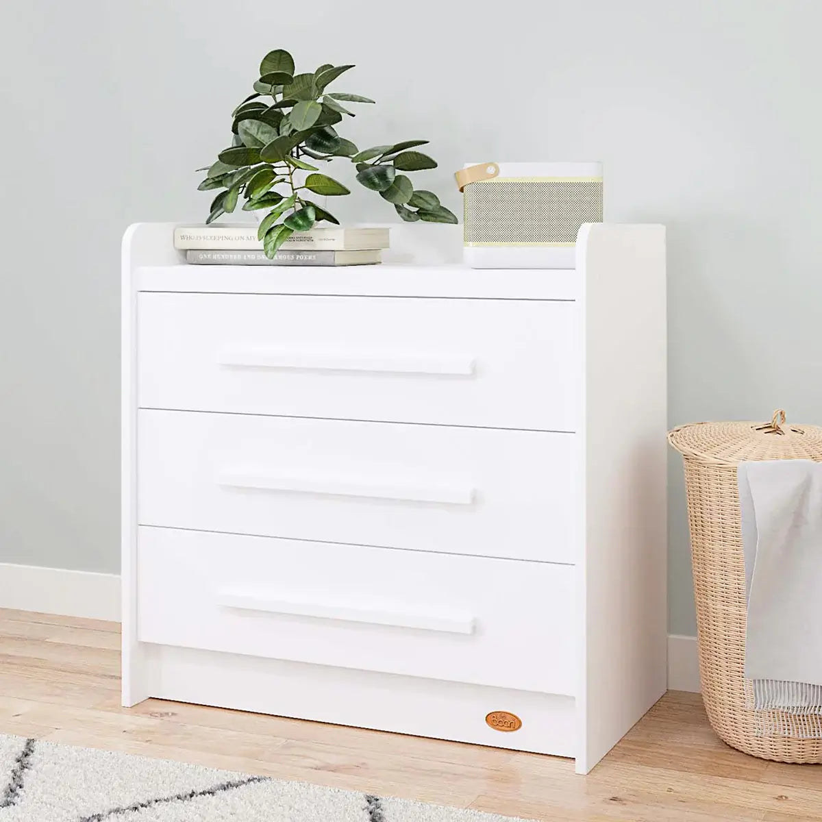 Modern Chest of Drawers & Storage Tips for Every Bedroom
