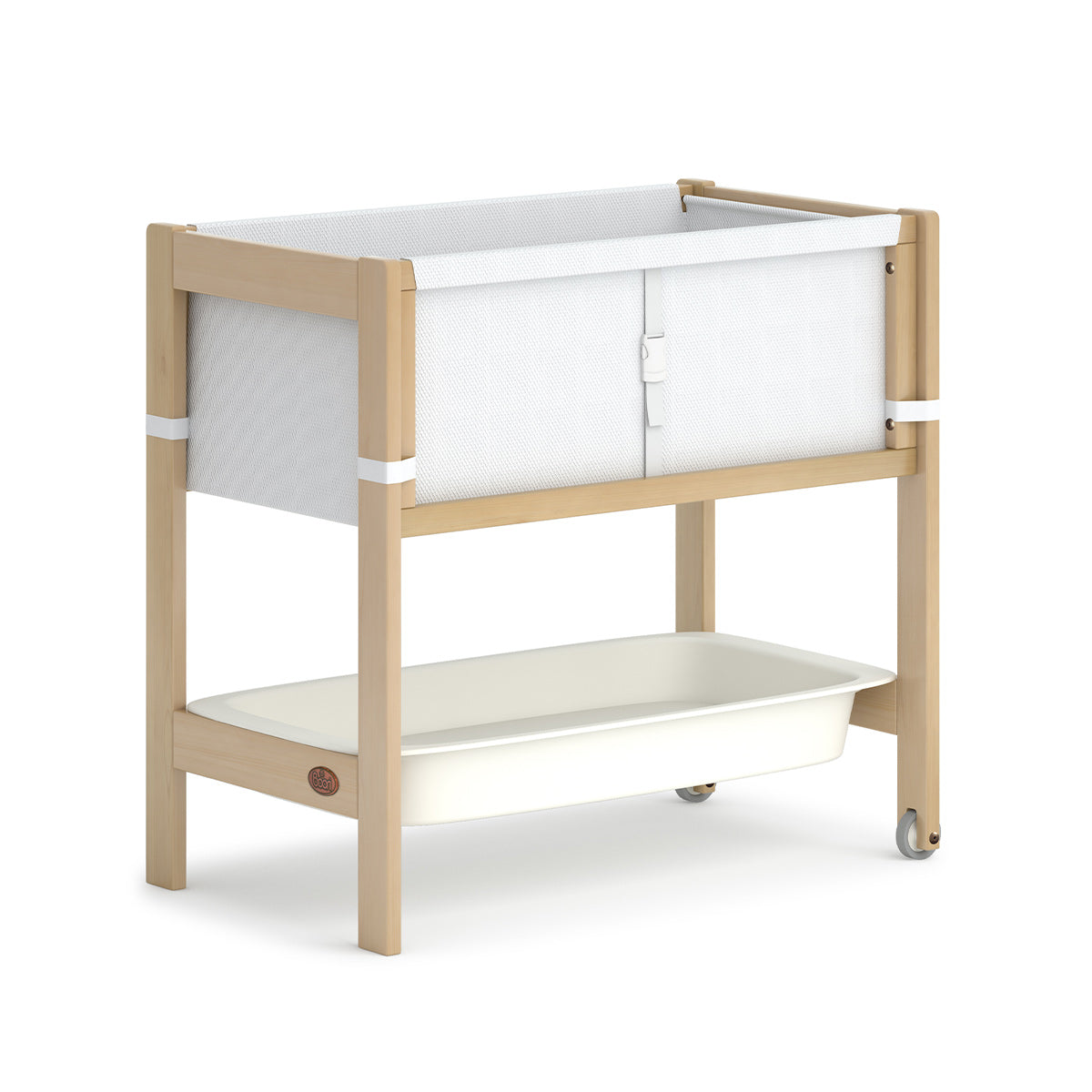 Boori squared outlet bassinet