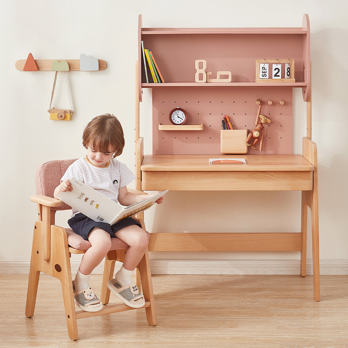 Boori Euler Desk with Pegboard Hutch, Study Chair and Cushion Set Package