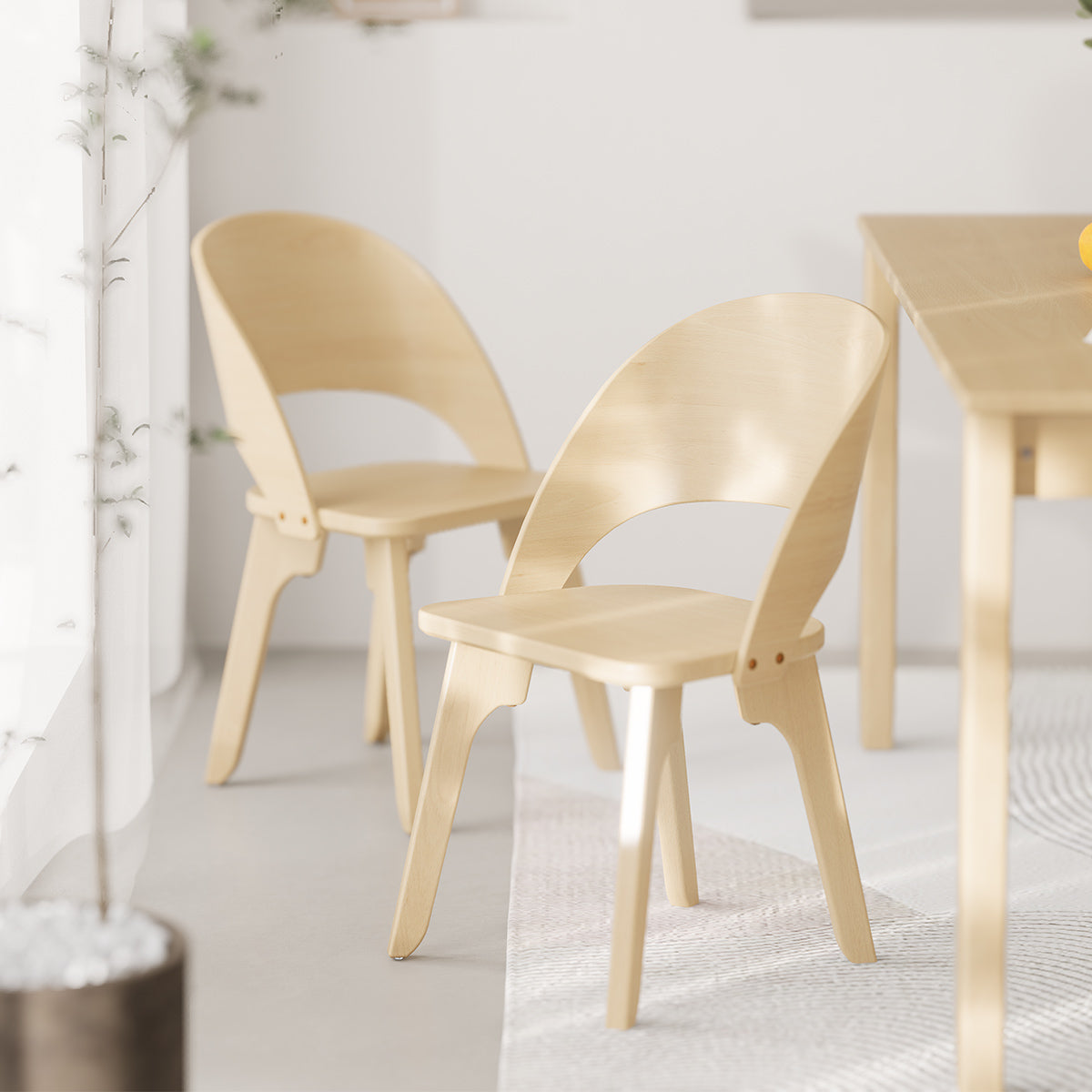 Ballet Curved Dining Chair