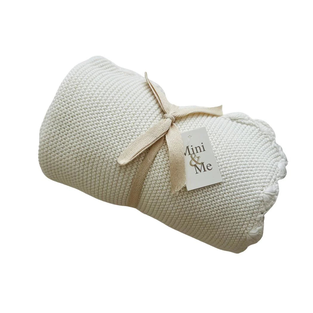 Cuddle Bug Shell Knit Blanket