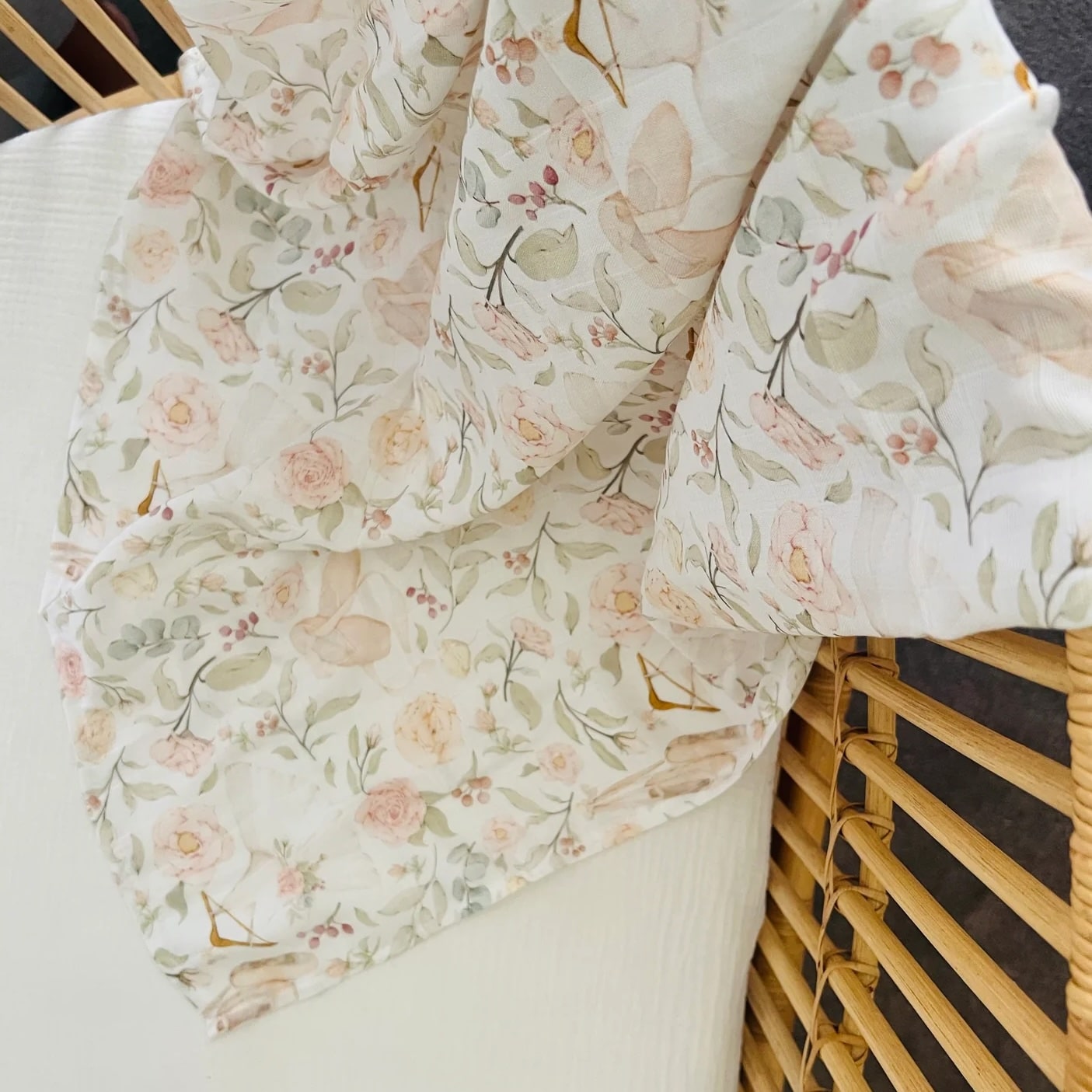 Cuddle Bug Bamboo Muslin Wrap 120 x 120cm - Amelia