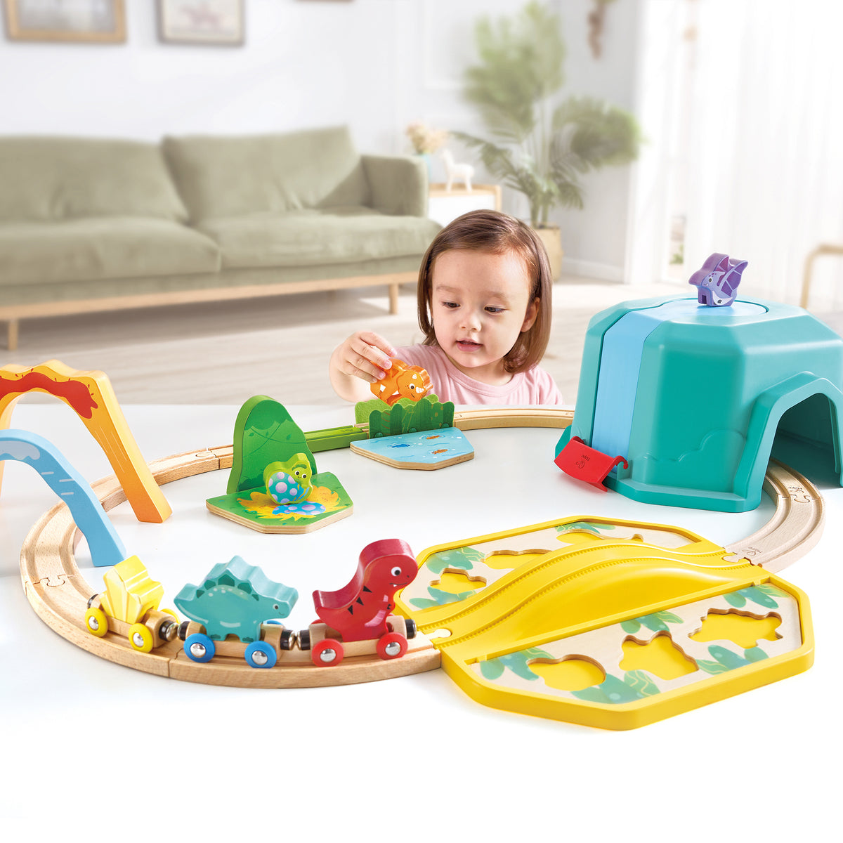 Dinosaur Train Railway Bucket Set