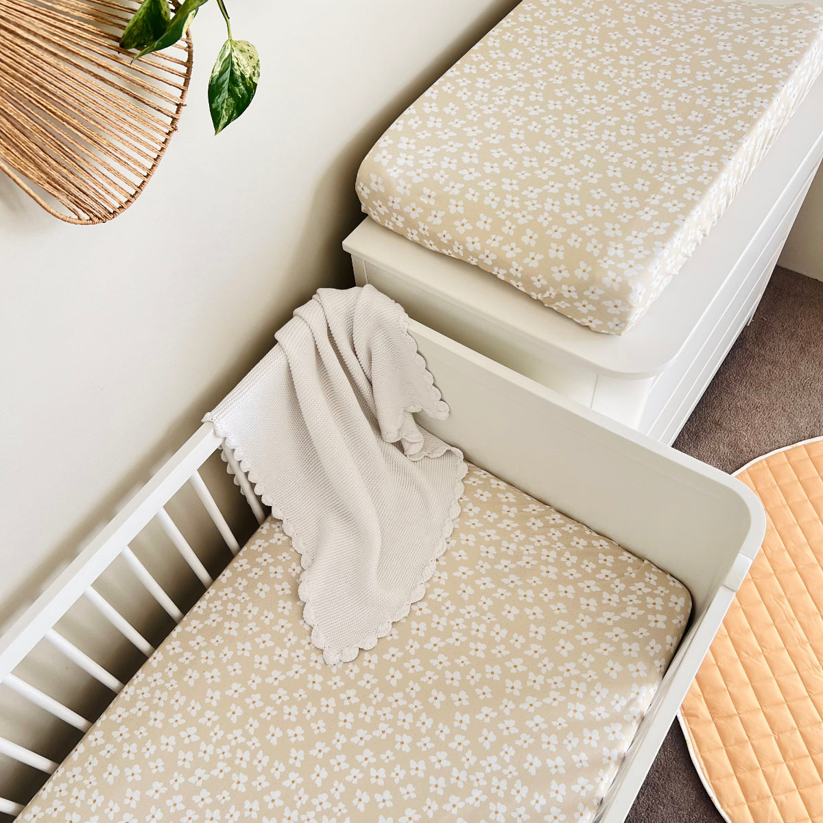 Cuddle Bug Cot Fitted Sheet - Lottie