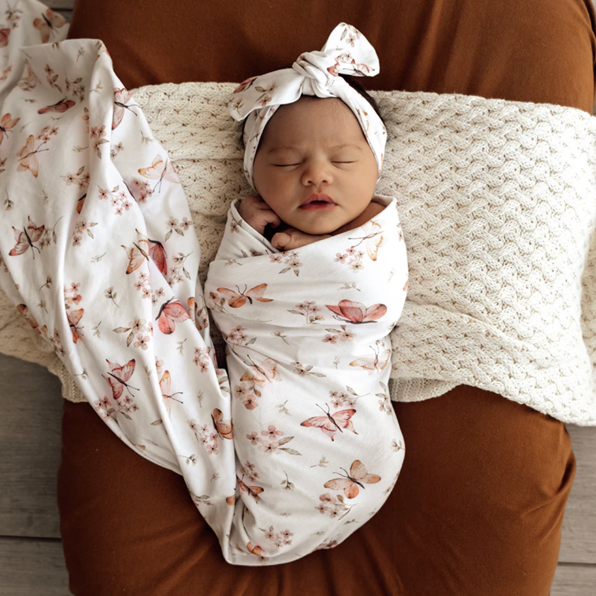 Butterfly Organic Jersey Wrap &
Topknot Set