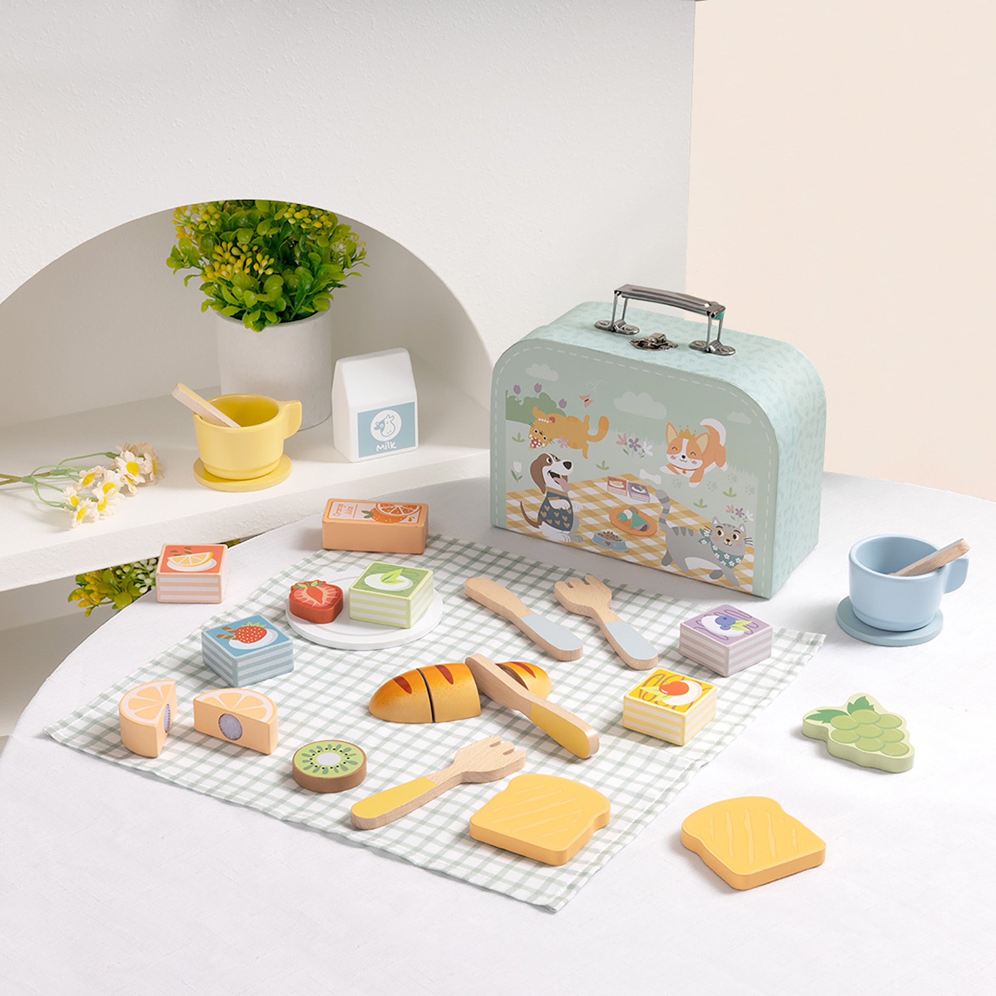 Tooky Toy Picnic Basket Set