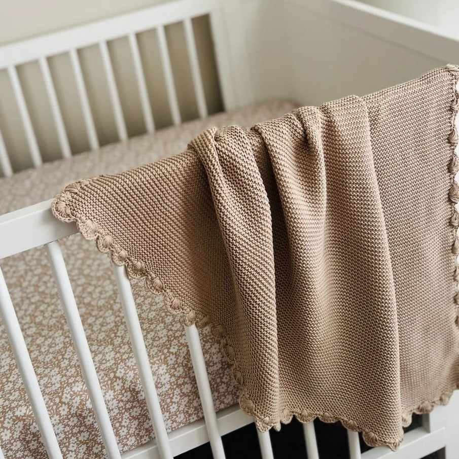 Cuddle Bug Shell Blanket