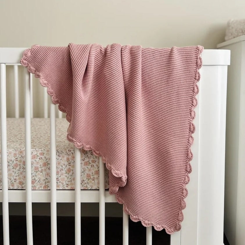 Cuddle Bug Shell Blanket